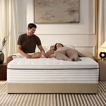 QUILTZEN full size 12 inch hybrid mattress with memory foam and pocket coils