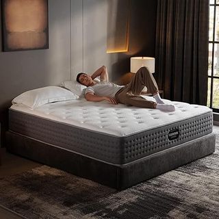 COMFBOX 14 inch hybrid queen mattress with memory foam layers